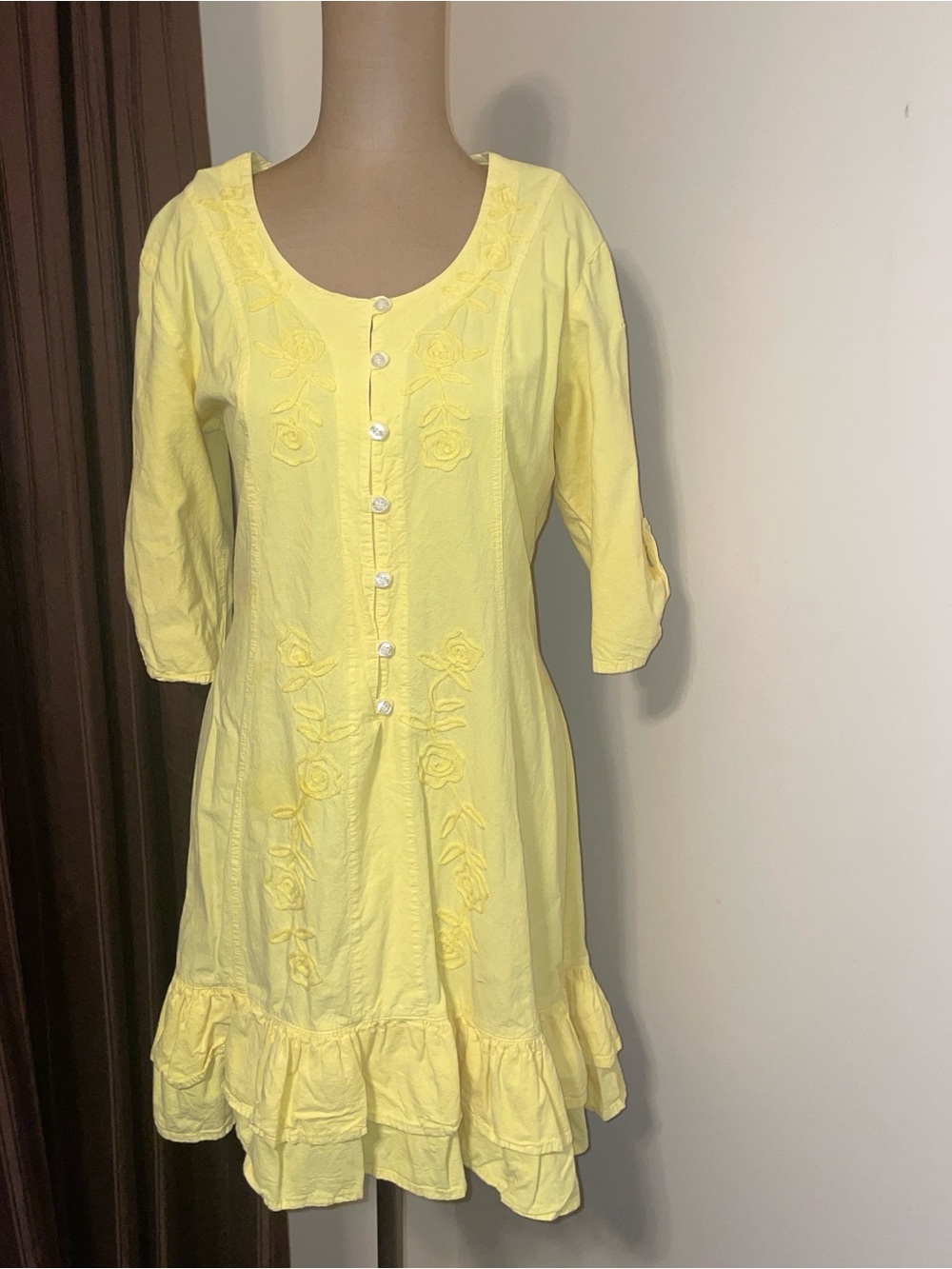 Scully Yellow Embroidered Ruffle Hem Dress -tie back -floral -cotton